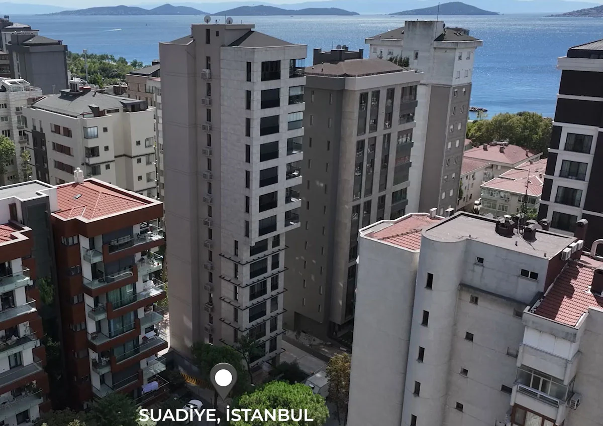 Suadi̇ye Uğur Apartmanı